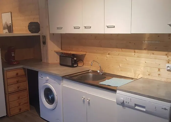 Avec Terrasse Face Aux Pyrenees Bartrés